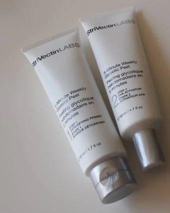Dwustopniowy piling glikolowy do domowego użytku StrivectinLABS/Sephora