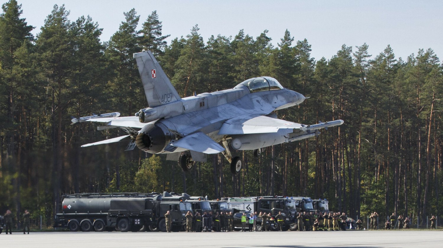 F-16 poderwane w powietrze na polskiej granicy! Jest komunikat wojska.