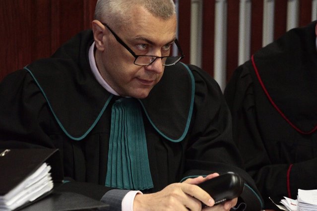 Giertych publikuje zawiadomienie na konsul i namawia do drukowania go internautów.