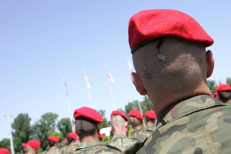 W Mińsku Mazowieckim zaginął podoficer Żandarmerii Wojskowej. Wcześniej pobrał służbową broń.