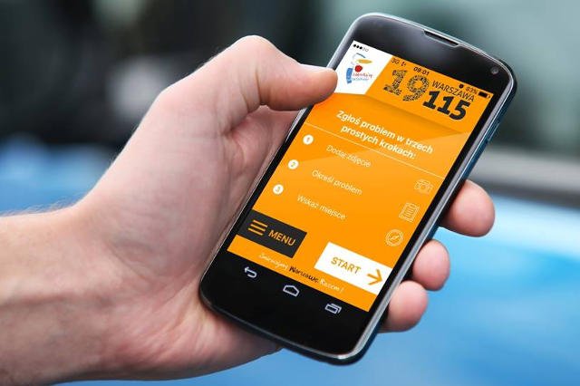 Aplikacja pozwala na zgłaszanie problemów i zadawanie pytań