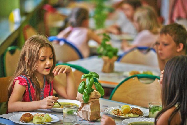 Czy we wrześniu dzieci przestaną się uskarżać na jedzenie bez smaku?