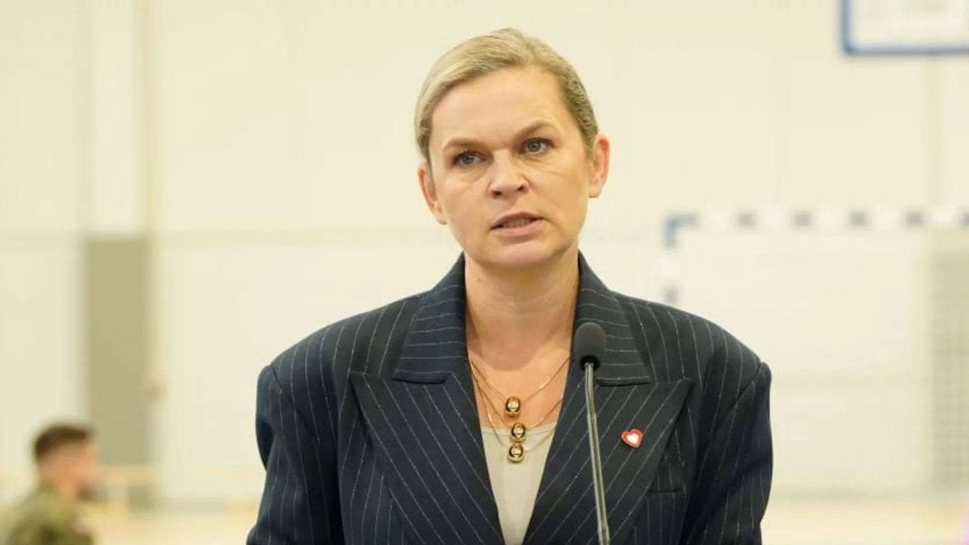 MEN powinno to zobaczyć. Polacy niemal jednogłośni ws. prac domowych Barbara Nowacka