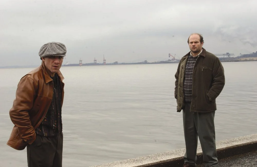 Frank Sobotka (po prawej" w "Prawie ulicy" ('The Wire")