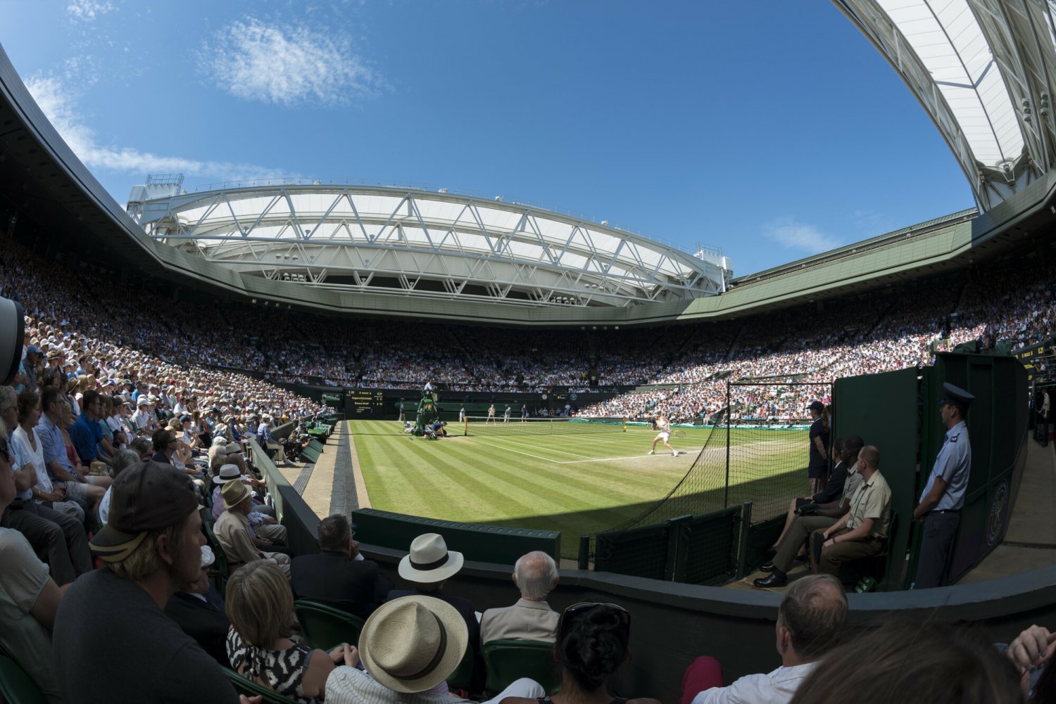 Czy legendarny Wimbledon odbędzie się jako impreza towarzyska? Jest duże ryzyko, że tak się właśnie stanie