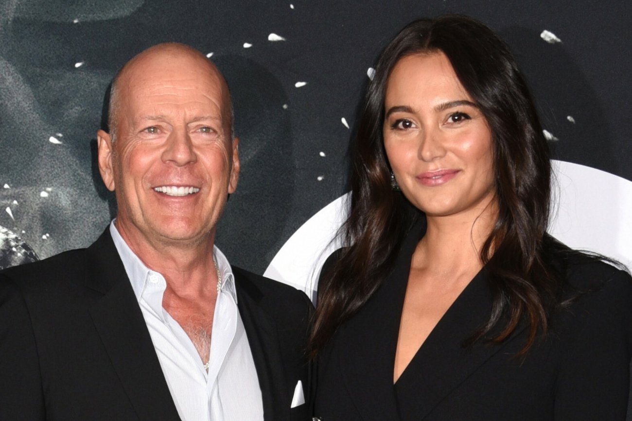 Żona Bruce'a Willisa zamieściła apel ws. "fałszywej narracji" dotyczącej choroby męża. Żona Bruce'a Willisa zamieściła apel ws. "fałszywej narracji" dotyczącej choroby męża.