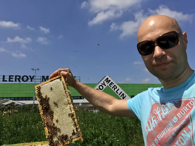 Kamil Baj ze swoimi podopiecznymi