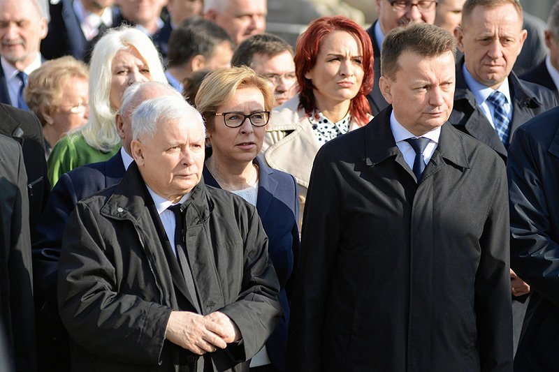 Jedności jakich Polaków chce Jarosław Kaczyński? Słowa prezesa PiS z obchodów 8. rocznicy katastrofy smoleńskiej doprecyzował szef MON Mariusz Błaszczak.