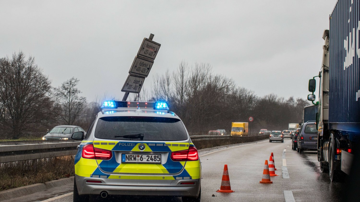 Polski kierowca pod wpływem narkotyków jechał 250 km/h po niemieckiej autostradzie. Zdjęcie ilustracyjne. Polski kierowca pod wpływem narkotyków jechał 250 km/h po niemieckiej autostradzie. Zdjęcie ilustracyjne.