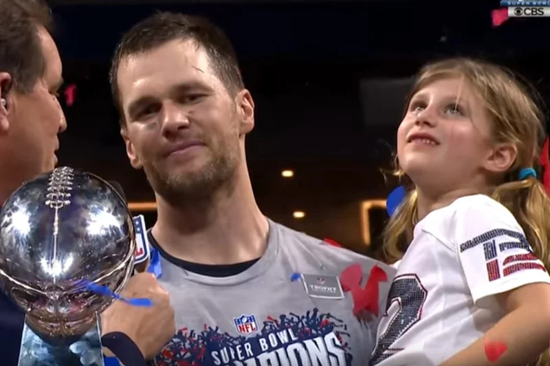 Tom Brady podczas ceremonii wręczenia nagrody dla New England Patriots.