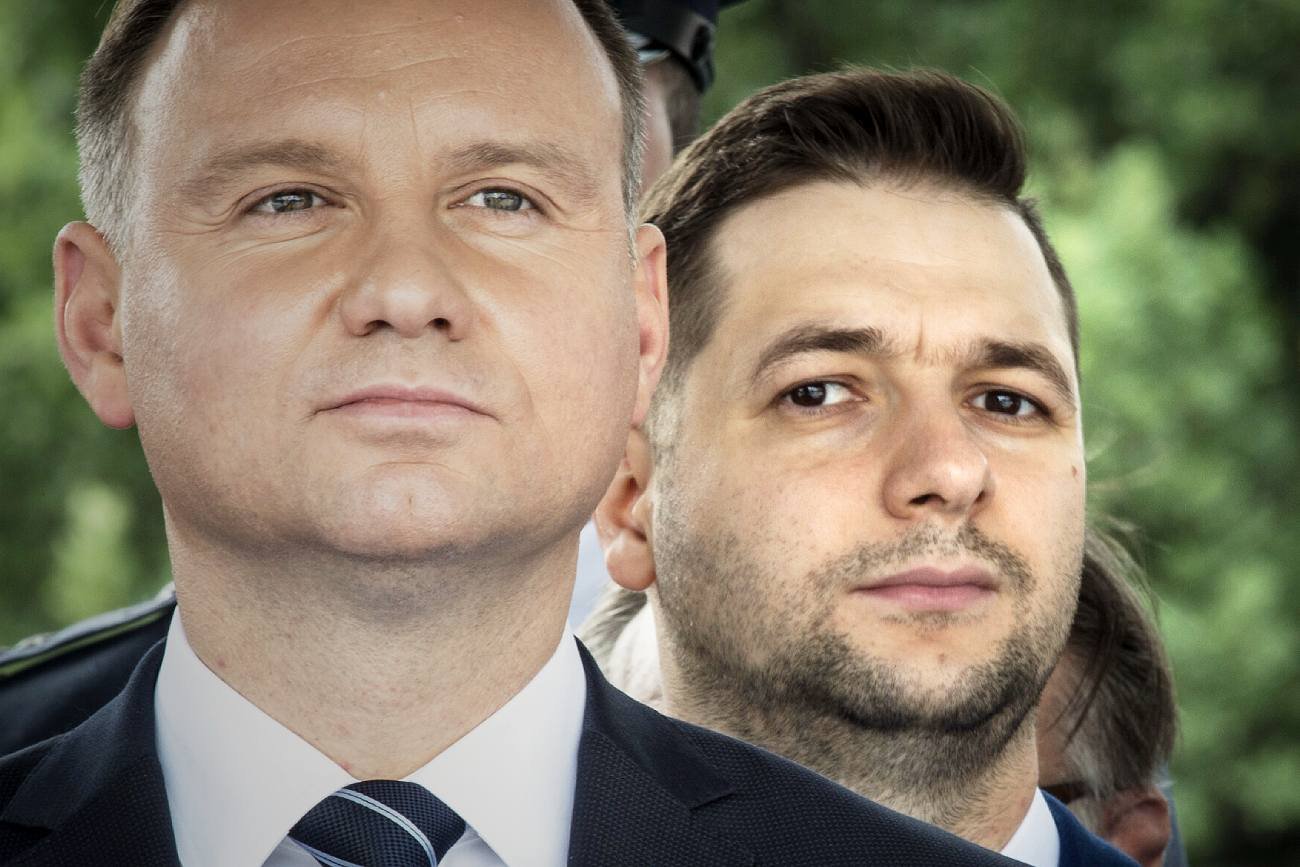 Patryk Jaki kandydatem Zjednoczonej Prawicy w wyborach prezydenckich 2025? Andrzej Duda, a za jego plecami Patryk Jaki