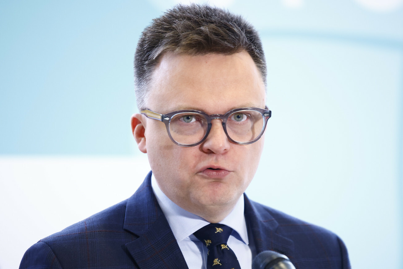 Dr Oczkoś miażdżąco o decyzji Hołowni. "Ewidentnie zwyciężył program 'Proboszcz plus'".