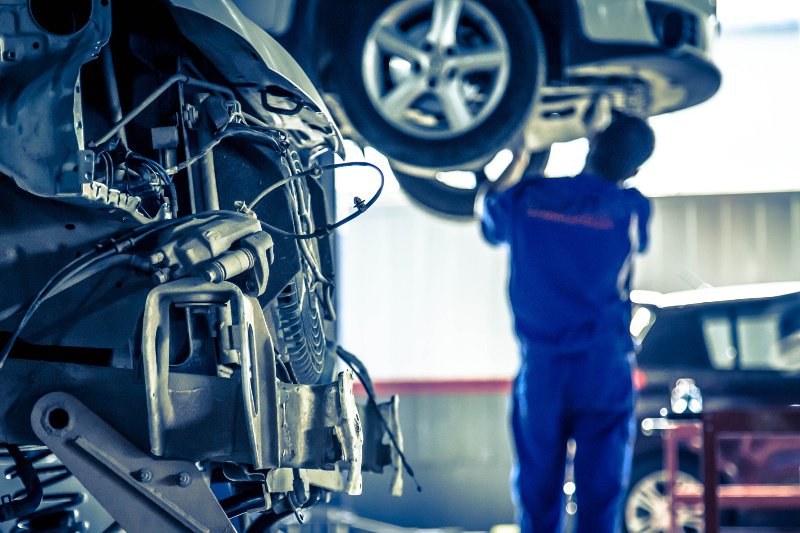 Czy warto kupować autocasco dla 10-letniego samochodu?