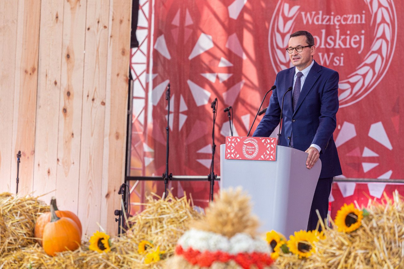 Jak dotrzeć do mieszkańców małych miejscowości i dlaczego PiS ma ciągle ponad 30 proc. poparcia? Roman Giertych napisał list do "przyjaciół liberałów".