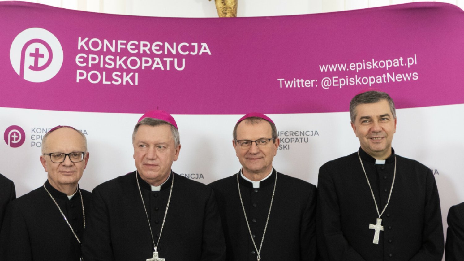 Episkopat poucza wiernych, jak głosować. Teolog: Kościół przypomina schyłkowego Breżniewa