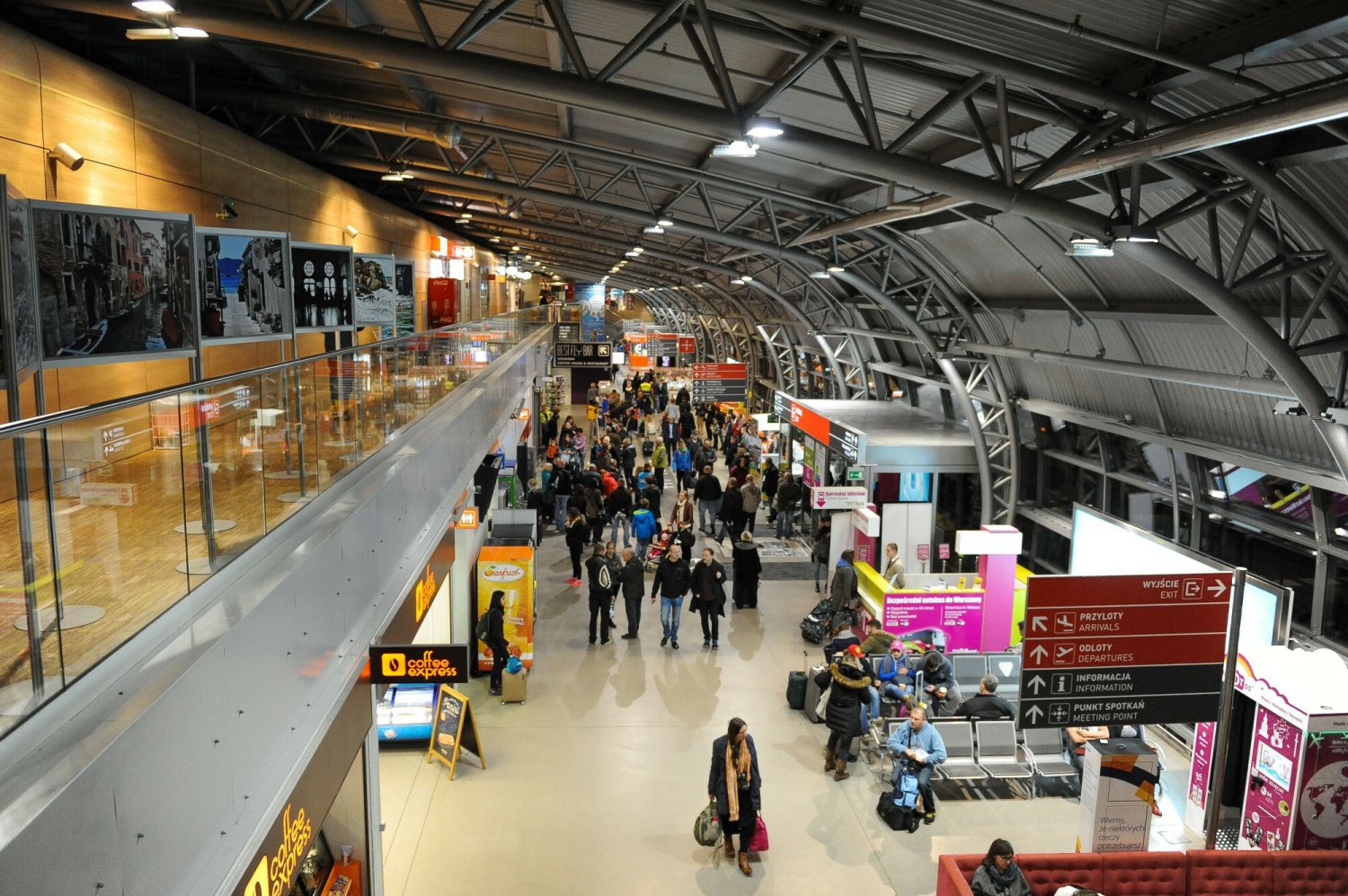 Lotnisko w Modlinie jest coraz popularniejsze.