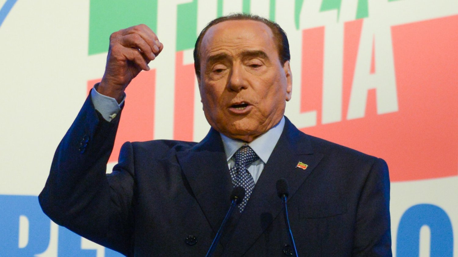 Według Silvio Berlusconiego Europa powinna nakłonić ukraińskich polityków do zaakceptowania żądań Rosji.