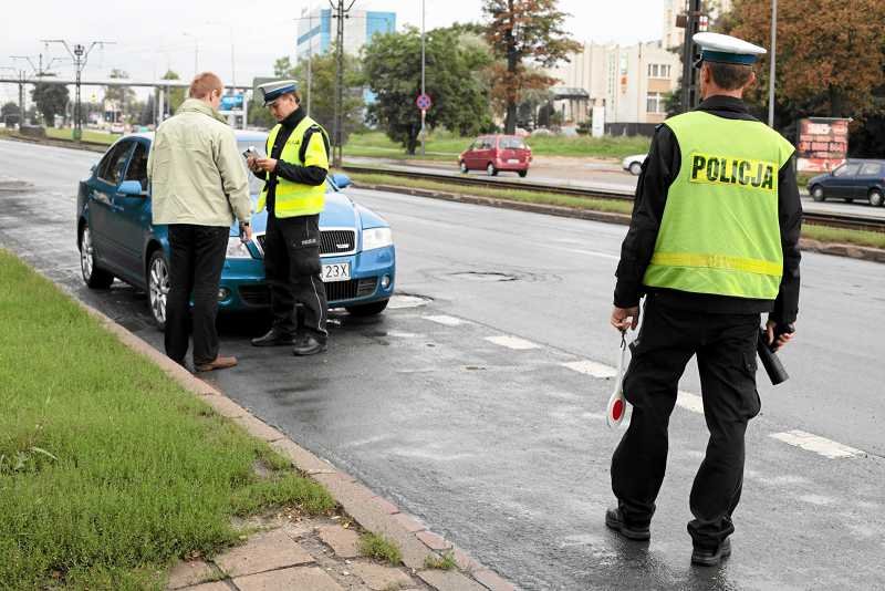 Policjanci zatrzymali do kontroli prokuratora rejonowego z Mysłowic. Okazało się, że ma prawie pół promila alkoholu.