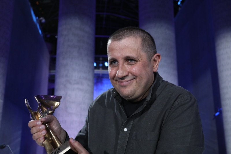 Jury Nagrody Literackiej Nike uznało, że w tym roku najlepszą książką były "Rzeczy, których nie wyrzuciłem" Marcina Wichy