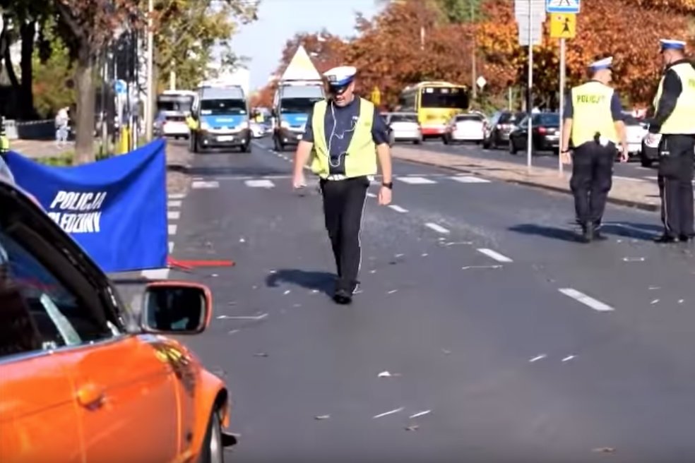 Policja przesłuchała kierowcę srebrnego samochodu, który był kluczowym świadkiem tragicznego wypadku przy ul. Sokratesa.