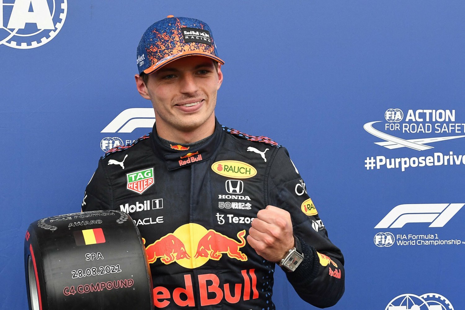 Max Verstappen i jego ekipa podejmują ryzyko, by wywalczyć tytuł na koniec sezonu.
