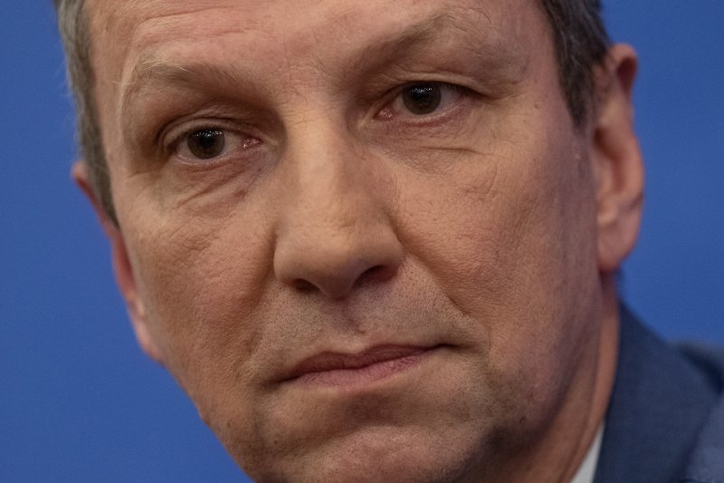 Rząd zapewnia, że z dostawą drugiej dawki szczepionek nie ma problemu. Co innego mówią pacjenci i lekarze.