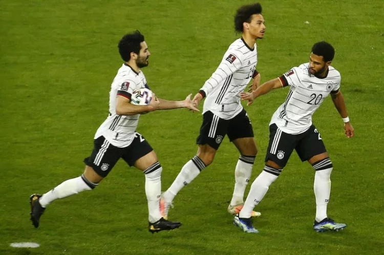 Niemieccy piłkarze nie będą szczepieni przeciwko COVID-19 przed mistrzostwami Europy.