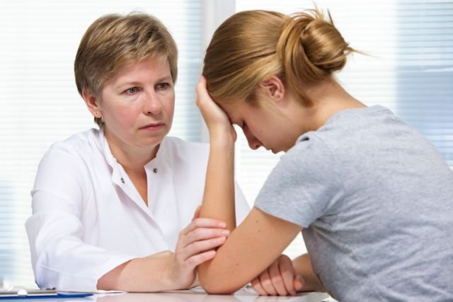 Wielu Polaków nie może uwierzyć, że politycy mogą być nieuczciwi.