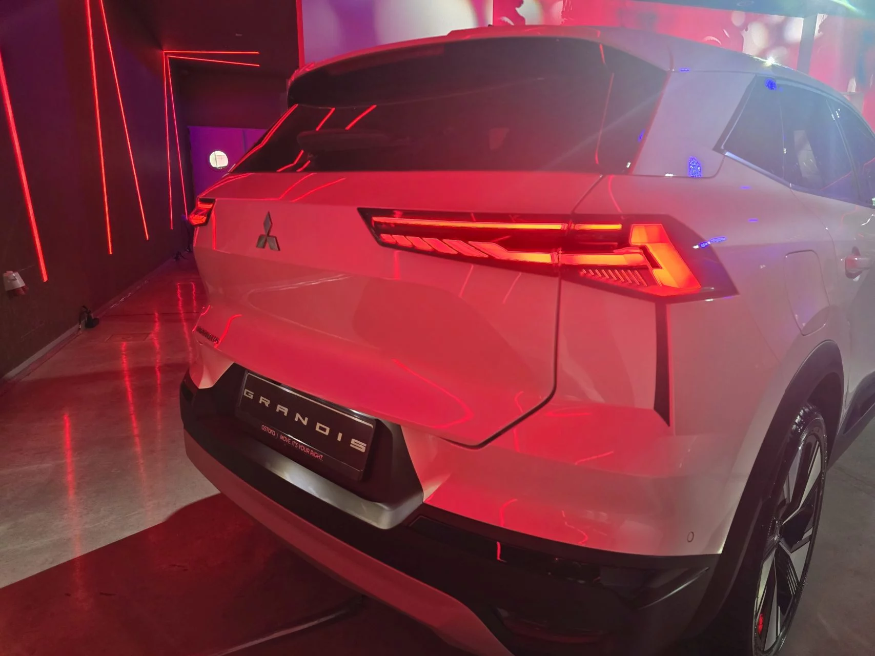 Mitsubishi Grandis