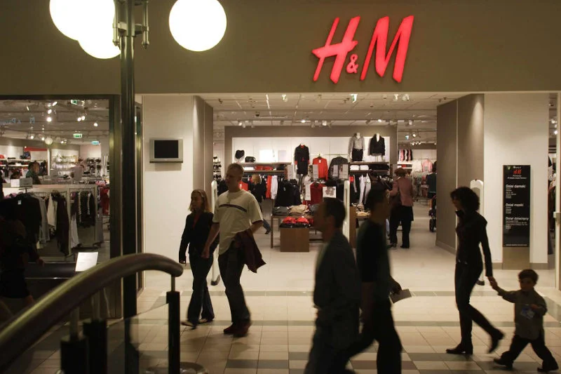 Warunki pracy w magazynie H&M w Gądkach wywołują protesty pracowników