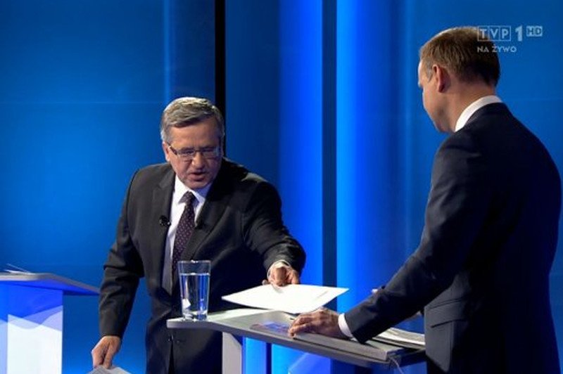 Bronisław Komorowski i Andrzej Duda w kampanii prezydenckiej nie uniknęli kłamstewek, półprawd i manipulacji