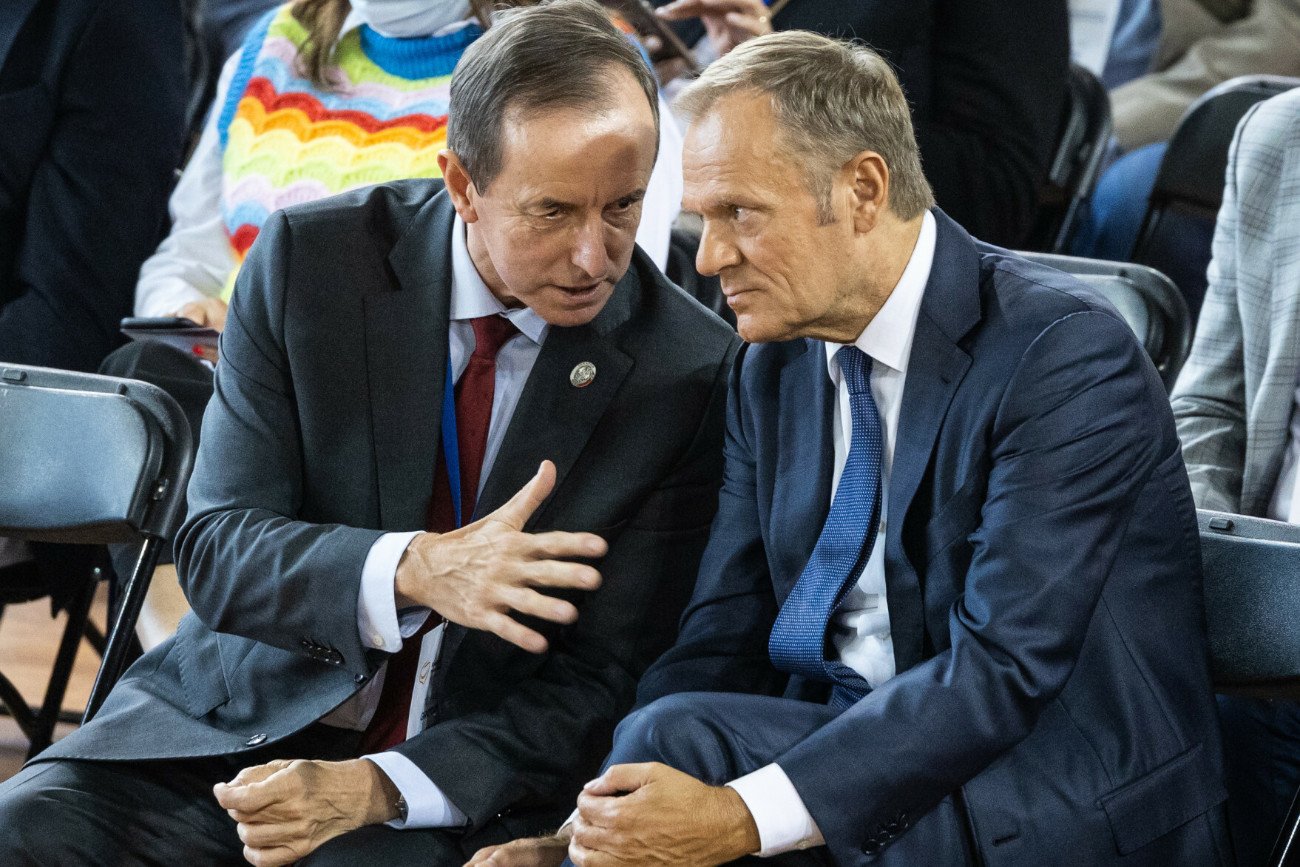 Tomasz Grodzki i Donald Tusk podczas Krajowej Konwencji Platformy Obywatelskiej w Płońsku