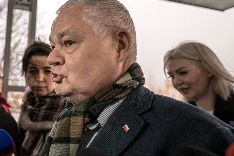 Senator Jan Maria Jackowski pyta prezesa NBP Adama Glapińskiego o płace tzw. aniołków.