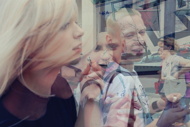 Dlaczego zapominamy, jak nazywają się nasi rozmówcy? Nasza pamięć potrafi płatać figle.