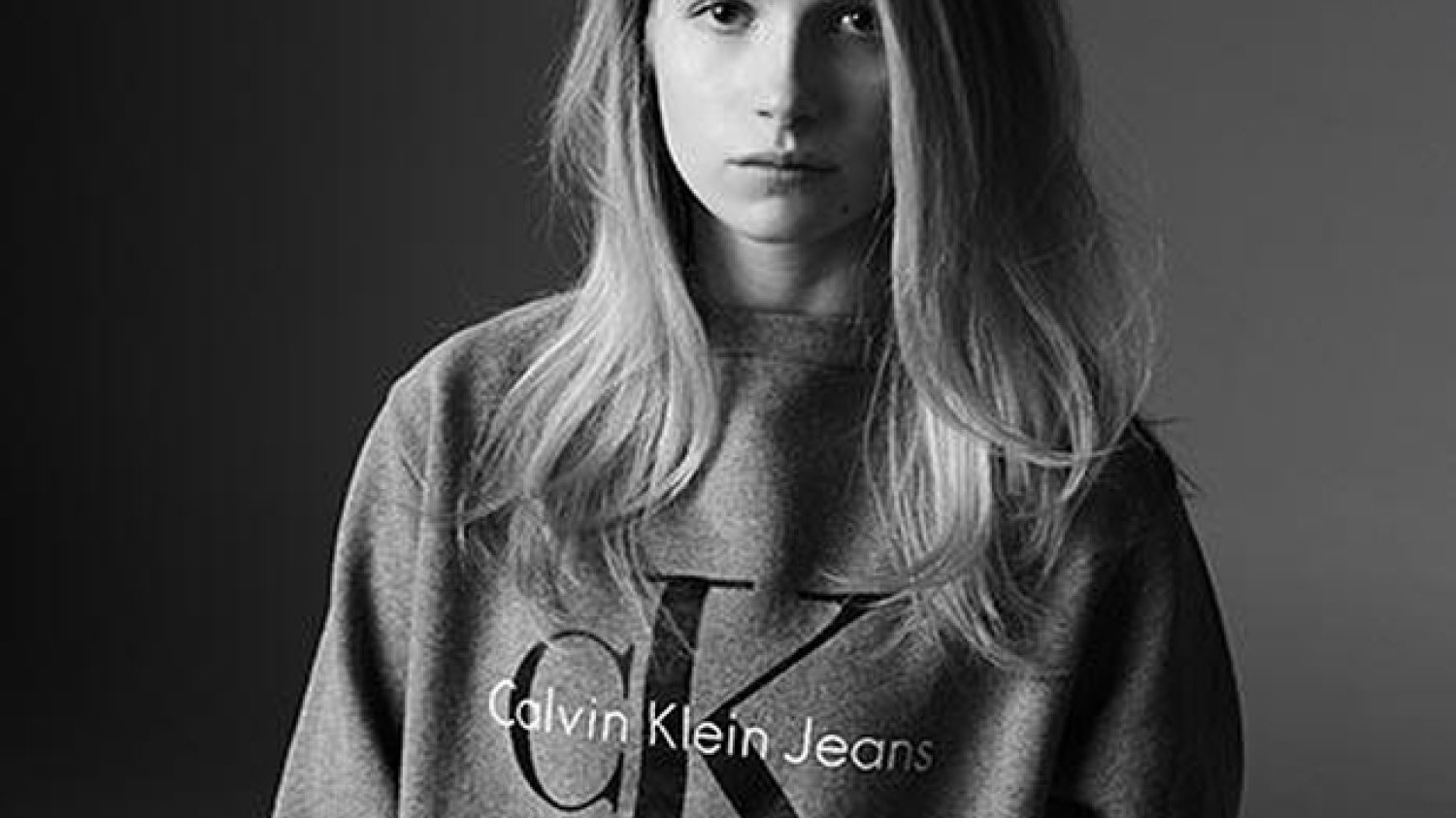 Lottie Moss w najnowszej kampanii CK Jeans.