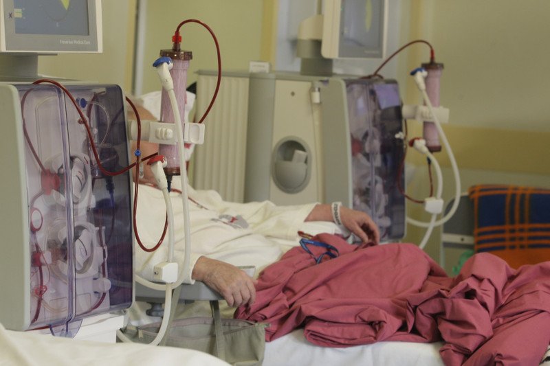 Kiedy nerki przestają pracować, konieczne są dializy.