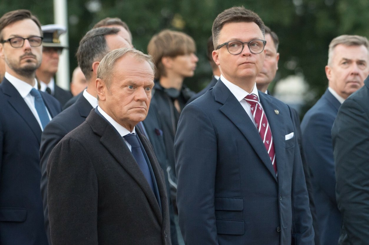 Rozliczenia PiS idą za wolno? Hołownia wskazał nieoczekiwanego winnego.