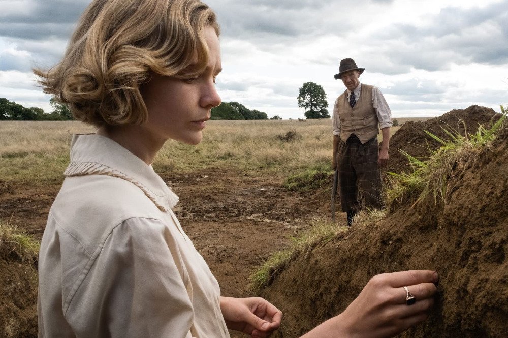 W filmie "Wykopaliska" lśnią Carey Mulligan i Ralph Fiennes