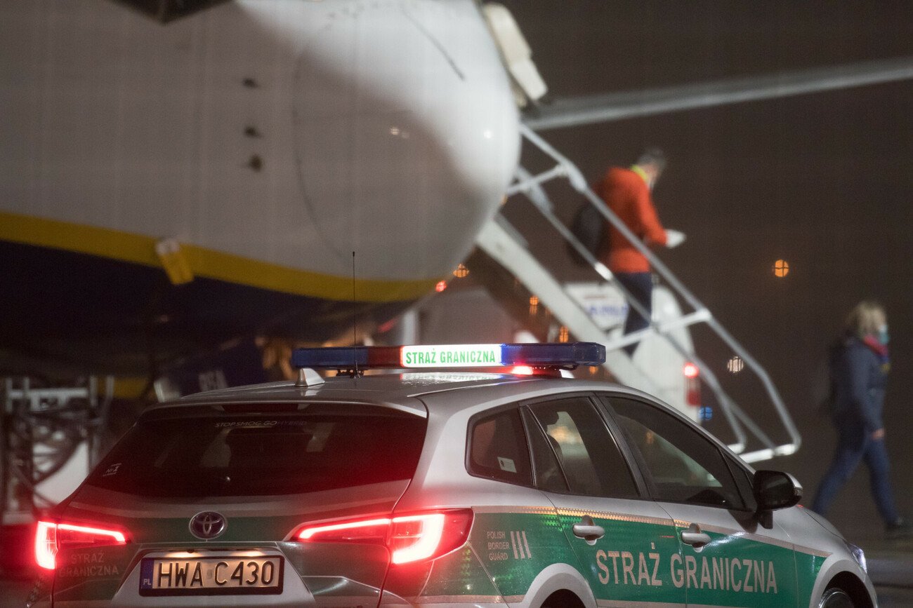 Pijani rodzice chcieli lecieć ze swoimi dziećmi na wakacje do Turcji.