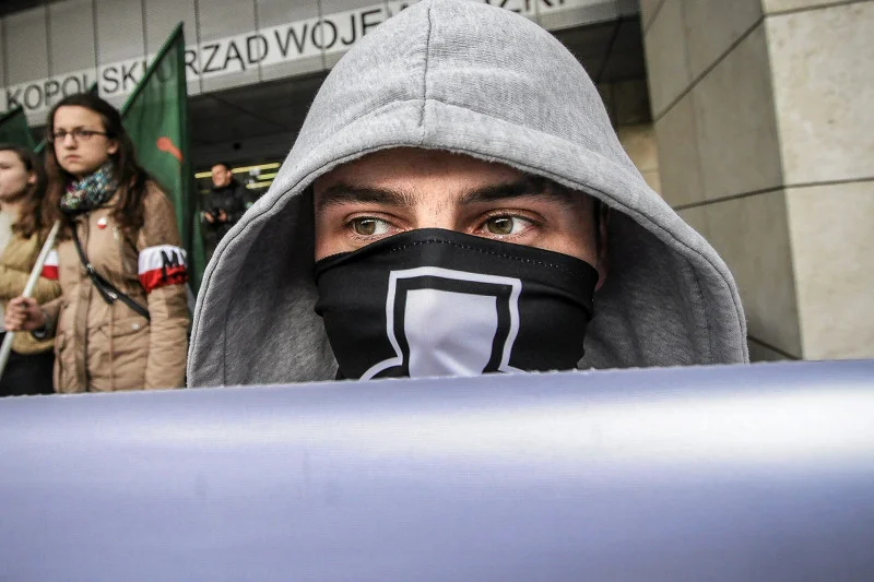 "Gimbopatrioci" są nie w smak środowiskom narodowym