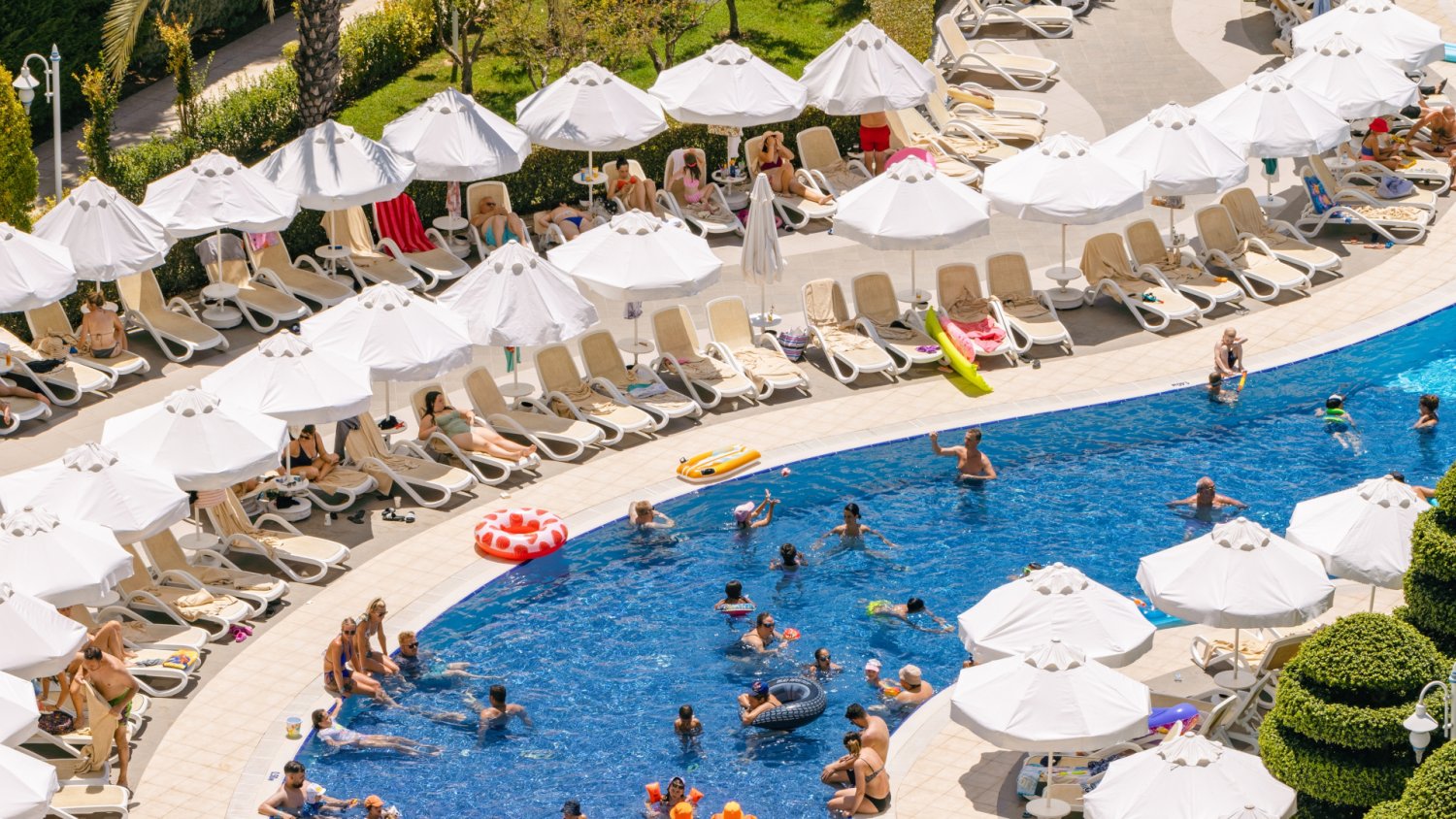 Polskie biuro podróży z zakazem. Oferty z ich logo nadal można jednak znaleźć