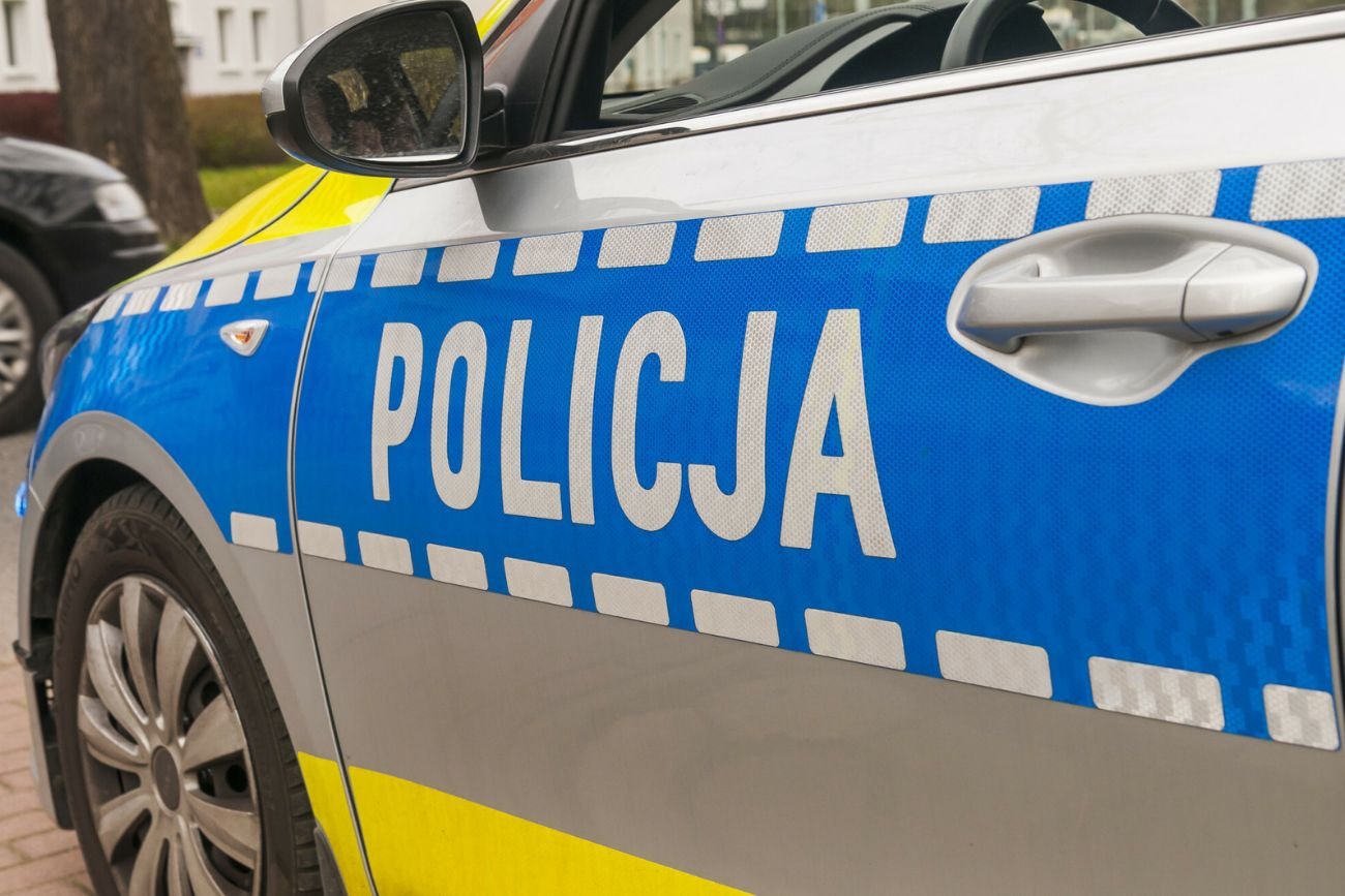 Noworodek odnaleziony w pustostanie w Łodzi. Dziewczynka była zawinięta w reklamówkę. Noworodek w pustostanie w Łodzi. Dziewczynka była owinięta w reklamówkę.