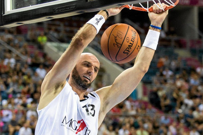 Marcin Gortat jest nie tylko utalentowanym sportowcem, ale też człowiekiem o wielkim sercu.