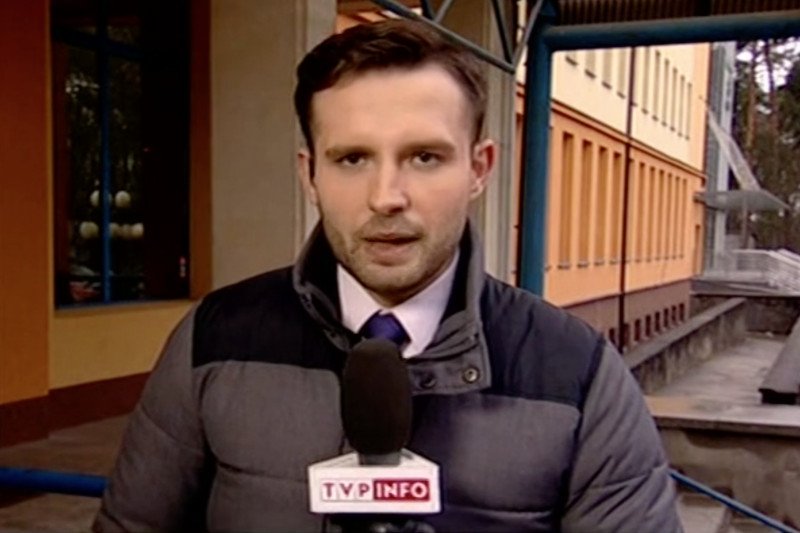 Karol Gnat z TVP Info ma prowadzić popołudniową audycję, która zastąpiła legendarny program "Zapraszamy do Trójki".