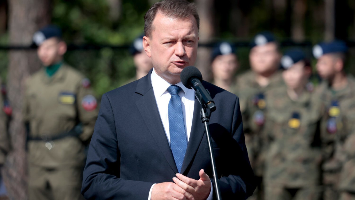 Mariusz Błaszczak odtajnił Plan Warta. Rzecznik zapowiedział złożenie wniosku o ukaranie ministra obrony narodowej.