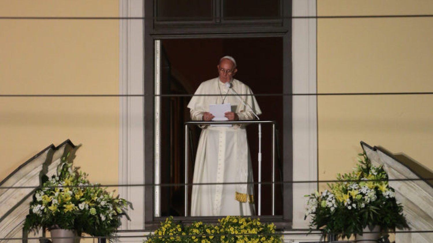Papież przemówił dziś wieczorem do zebranych na ulicy Franciszkańskiej pod "oknem papieskim".