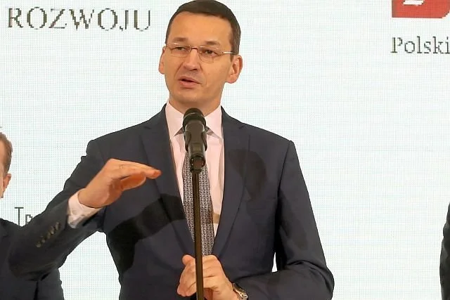 Mateusz Morawiecki nie widz nic złego w tym, żeby zamknąć sklepy we wszystkie niedziele.