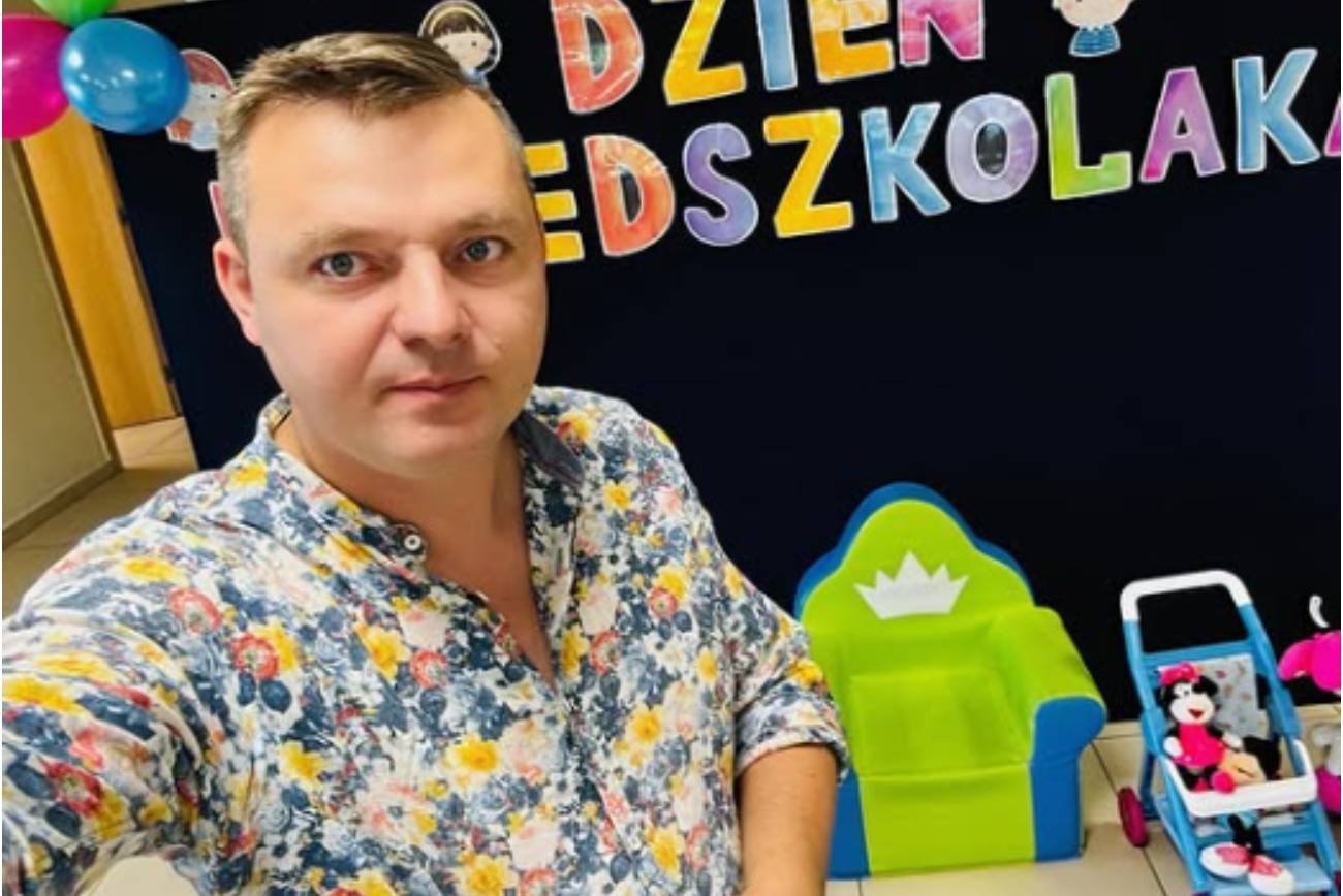 38-latek został ojcem i dziadkiem. Jego córka jest starsza 8 miesięcy