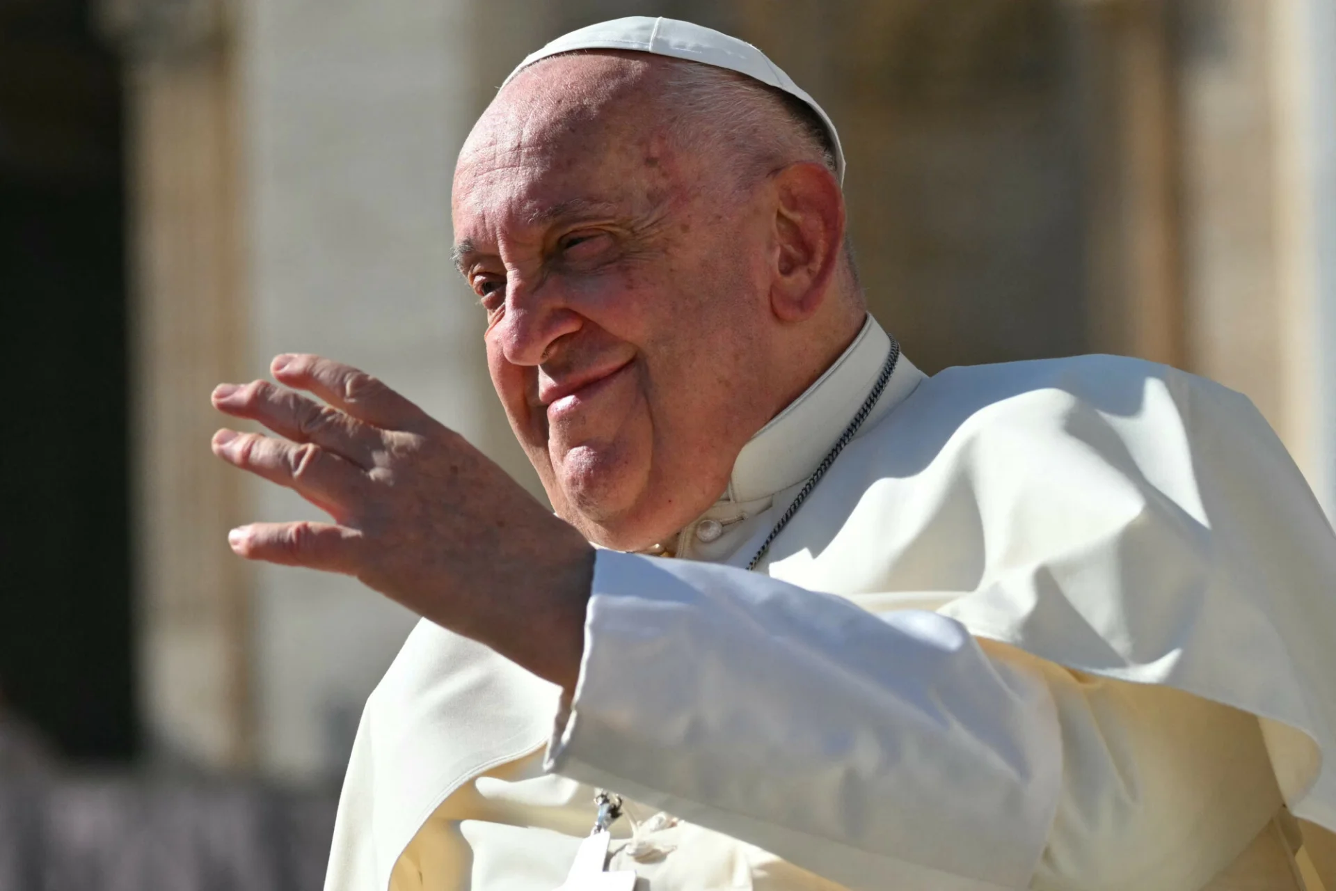 Kto będzie kolejnym papieżem? W tej rozmowie padły dwa kluczowe scenariusze Kto zastąpi papieża Franciszka? Oto dwa możliwe scenariusze w Watykanie