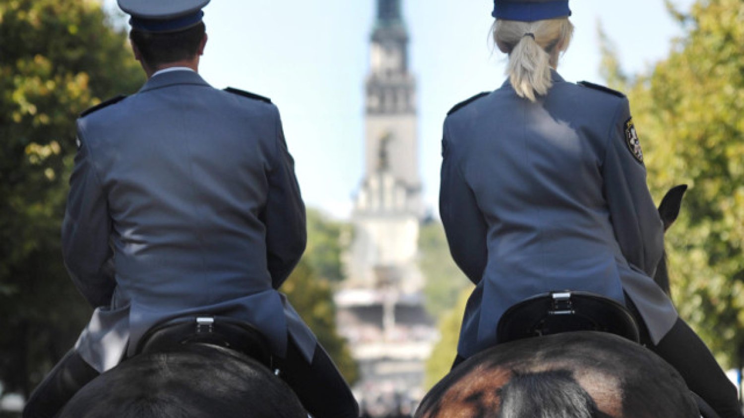 Prawo do przechodzenia na wcześniejszą emeryturę mają m.in. policjanci